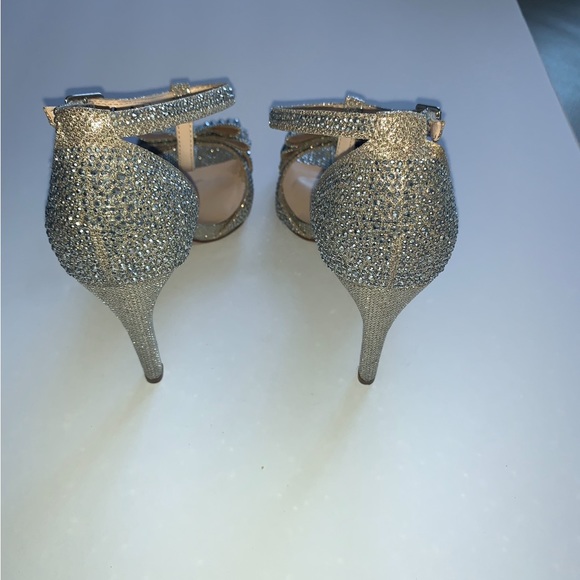 INC International Concepts Women’s High Heel Strappy T-strap Shoes Rhinestone. - Picture 3 of 5